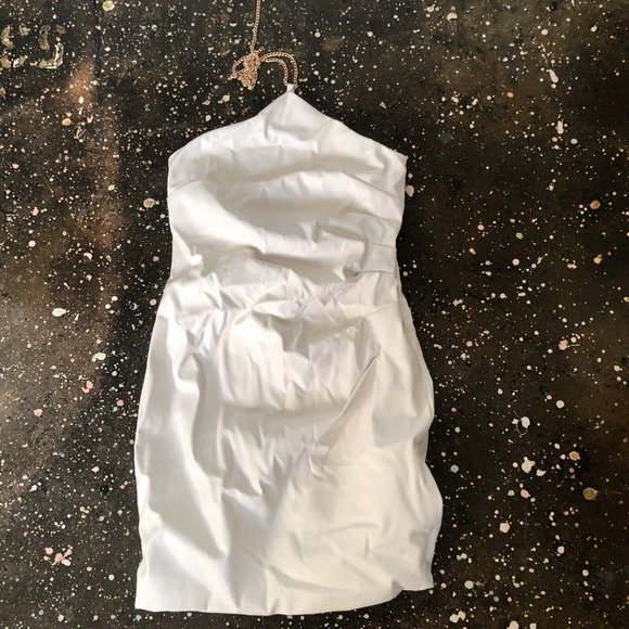 Nookie x REVOLVE Barbella Mini Dress Cream White Halter Gold Chain - Picture 4 of 6